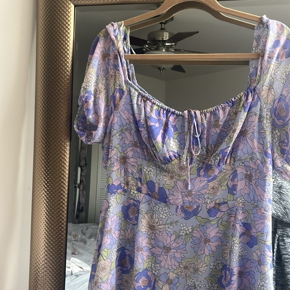 Astr the Label Floral Maxi Dress - Picture 2 of 6